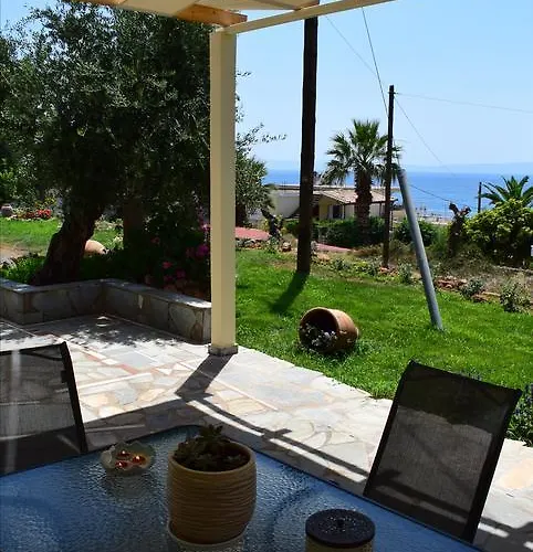 Studio Holiday